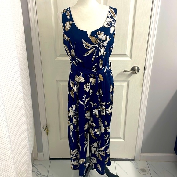Papillon Navy Floral Jumpsuit With V Boni Neck Cropped Wide Leg Tie Belt Size L - Picture 5 of 16
